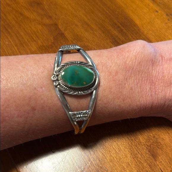 Navajo James Shay Sterling Silver High Grade Turquoise Bracelet - Picture 1 of 8